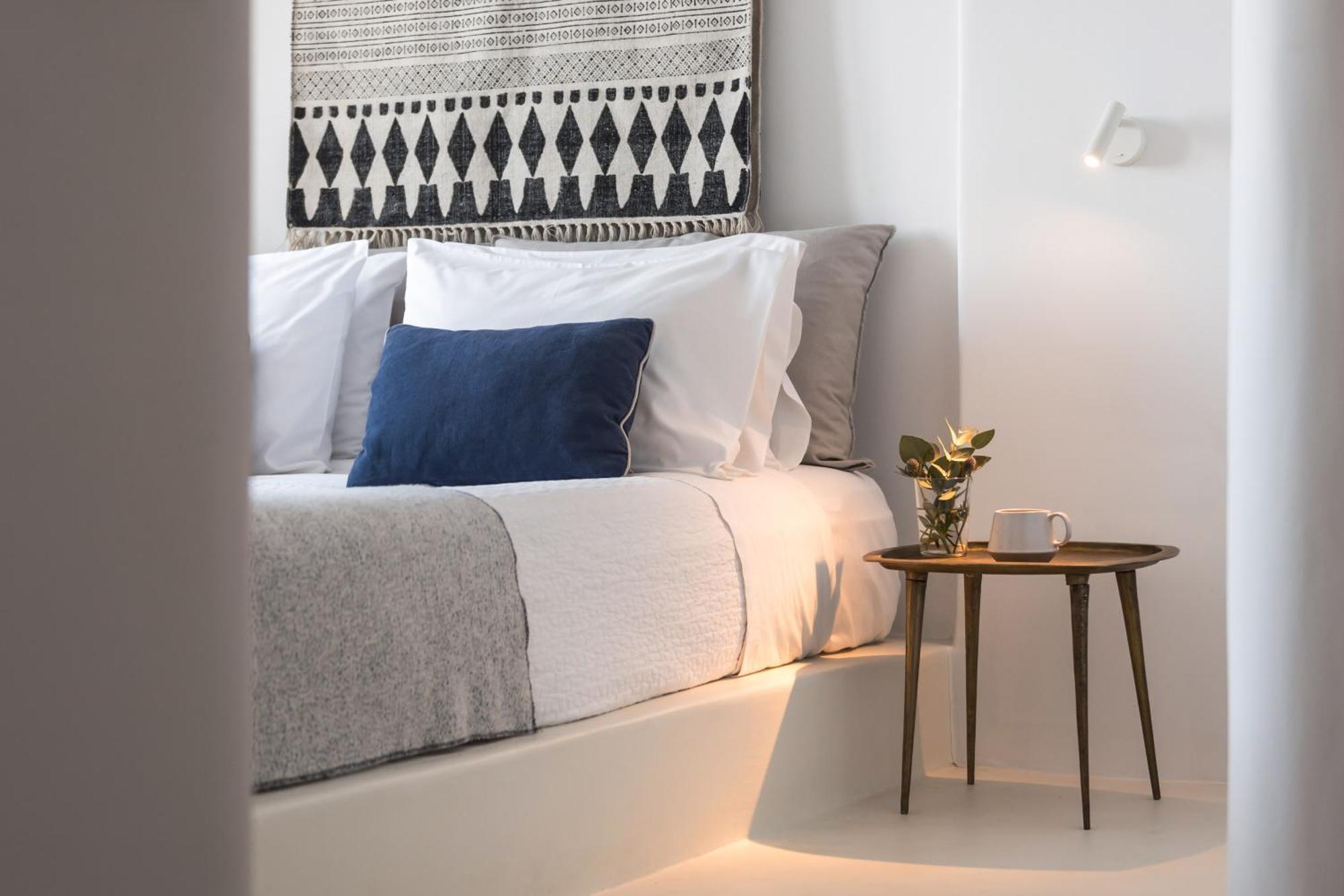 Porto Fira Suites Екстериор снимка